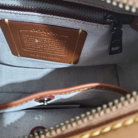 NWTs Gorgeous COACH ROGUE 25~ Rare Light Saddle Glvtn Pebble  Leather~ F54536 - Picture 12 of 12